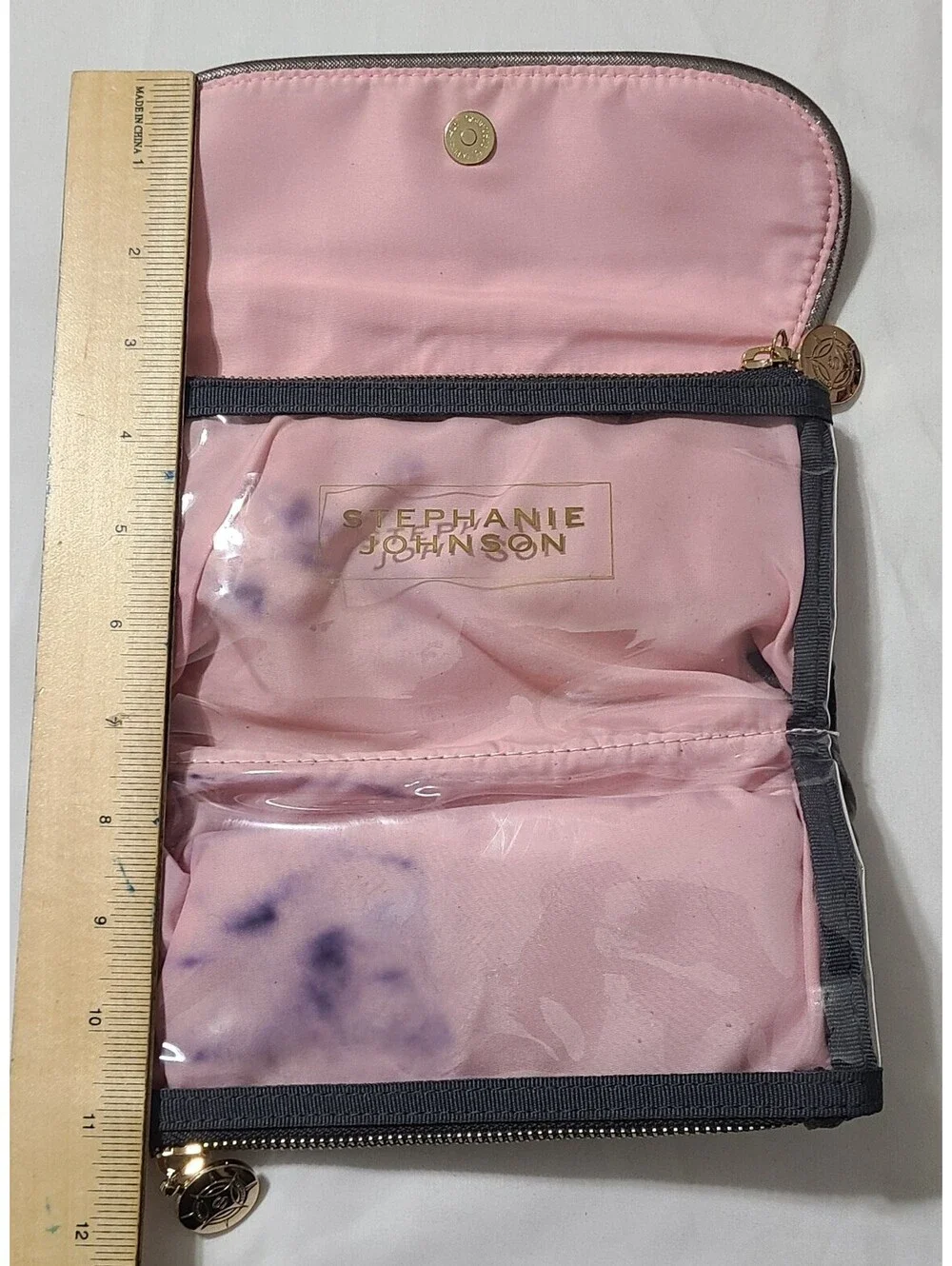 Stephanie Johnson Cosmetic Makeup Bag Womens Size Medium Gray Travel Storage EUC